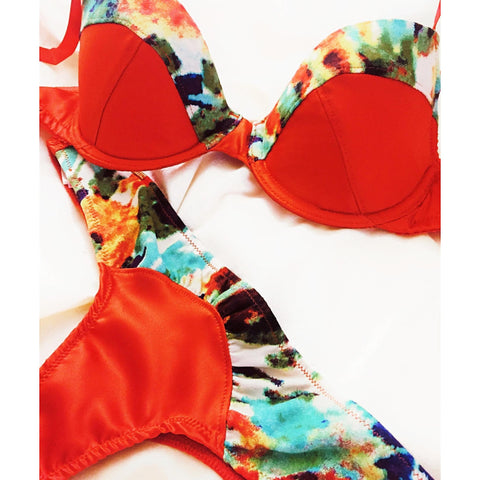 Amber Kai Tailor & Meena Saleem Thong Multi-colored Jersey in Rich Lylac